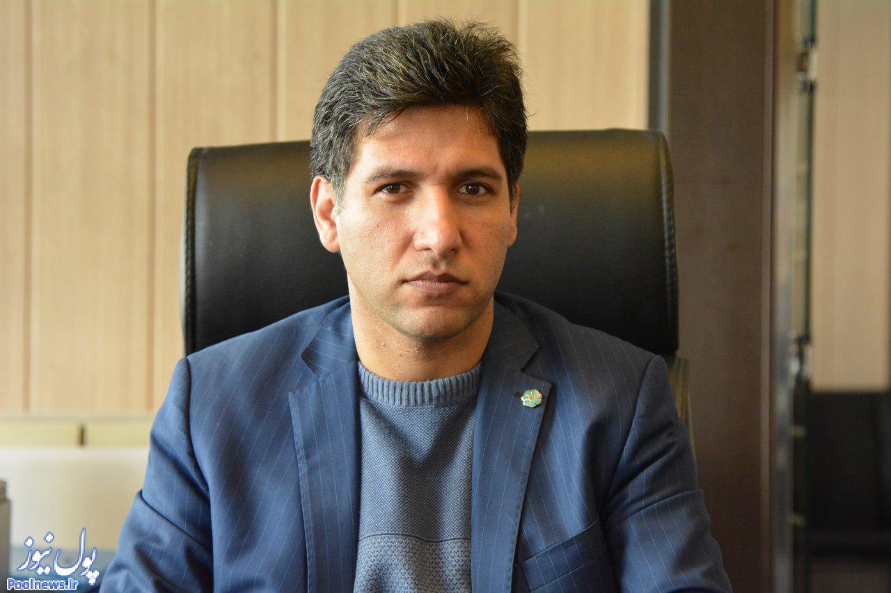 مشتری مداری و ارائه خدمات مناسب رمز موفقیت یک شعبه است