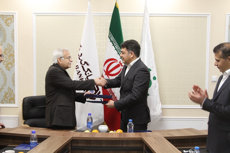 همکاری بانک گردشگری و شرکت فروشگاه&zwnj;های زنجیره&zwnj;ای رفاه