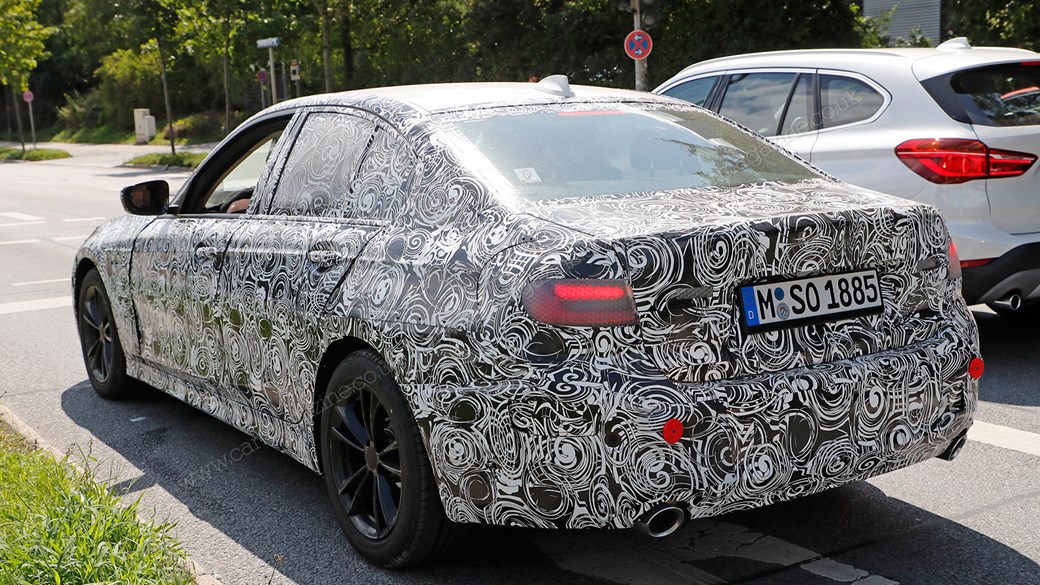 ///6 فروردین/ 1397////چالش سخت ب&zwnj;ام&zwnj;و در دنیای رقابت: ب ام&zwnj;و سری 3// این خودرو ارزش انتظار دارد