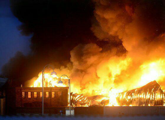 وقوع انفجاری مهیب در شهر «لستر» انگلیس (+عکس) وقوع انفجاری مهیب در شهر «لستر» انگلیس (+عکس)