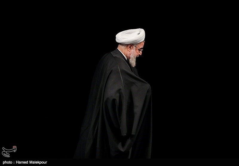 روحانی لباس رزم پوشید روحانی لباس رزم پوشید