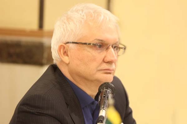 امضای قرارداد همکاری صندوق توسعه ملی با بانک ایران زمین امضای قرارداد همکاری صندوق توسعه ملی با بانک ایران زمین