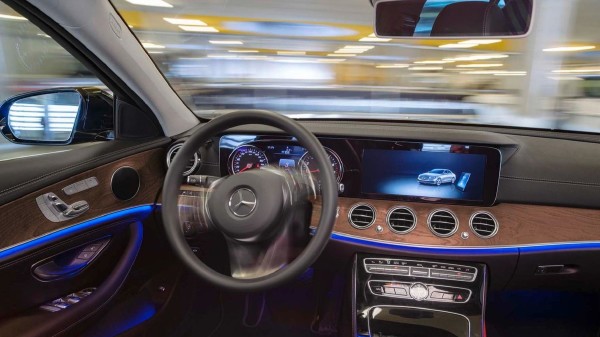 //////lمممسسااافرررتتت////مقایسه فضای داخلی بیامو سری 5 و مرسدس کلاس E //////lمممسسااافرررتتت////مقایسه فضای داخلی بیامو سری 5 و مرسدس کلاس E