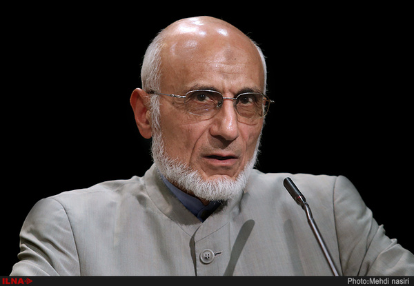 میرسلیم: وقتی تتلو را در کنار رییسی دیدم با خودم گفتم این چه کاری بود آقای رئیسی کرد؟ /  انصراف قالیباف و بیانیه موتلفه به جریان اصولگرا ضربه زد