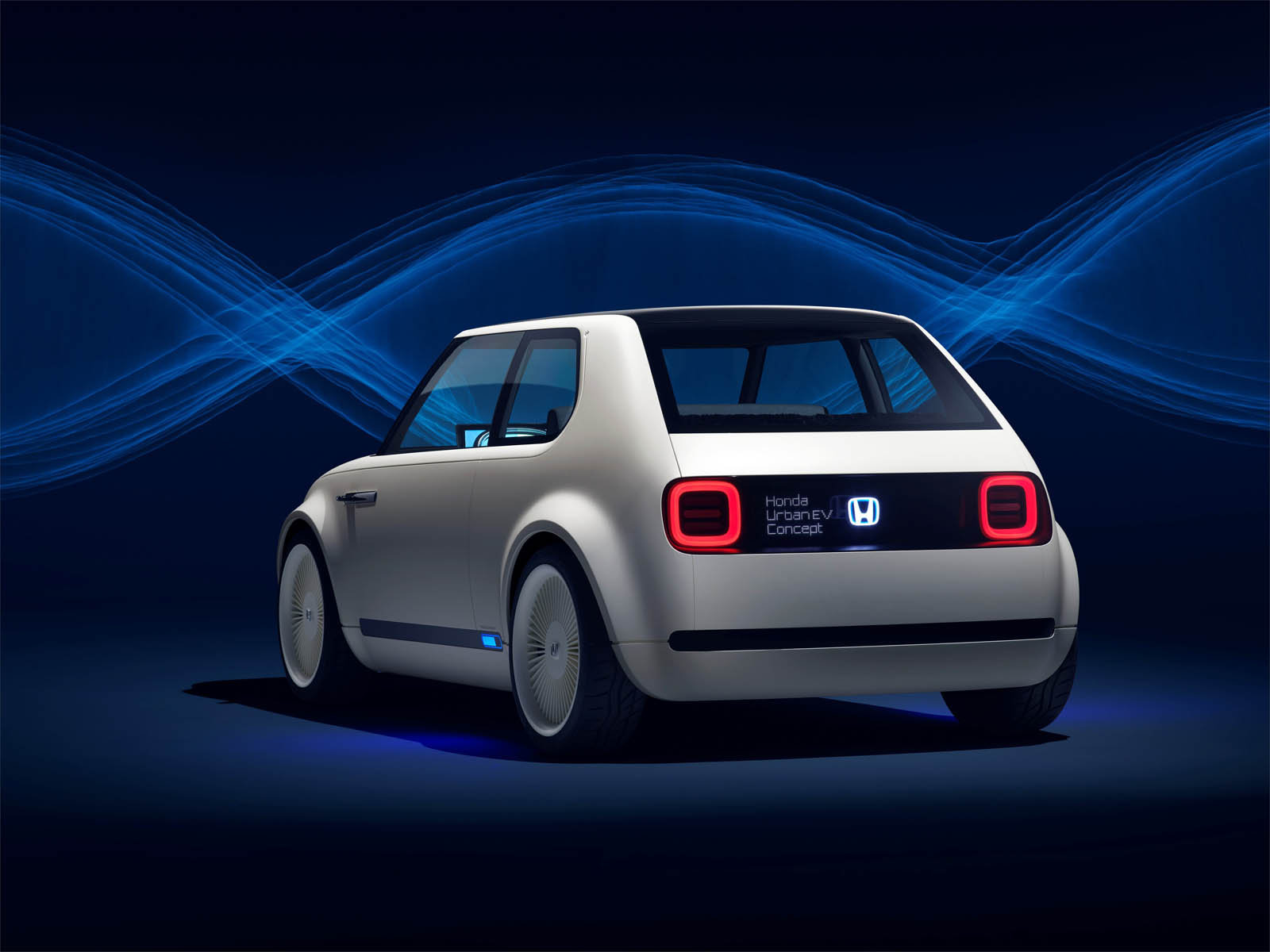 الکتریکیهایی که در 15 دقیقه شارژ میشوند و مسافت 240 کیلومتری را طی میکنند الکتریکیهایی که در 15 دقیقه شارژ میشوند و مسافت 240 کیلومتری را طی میکنند