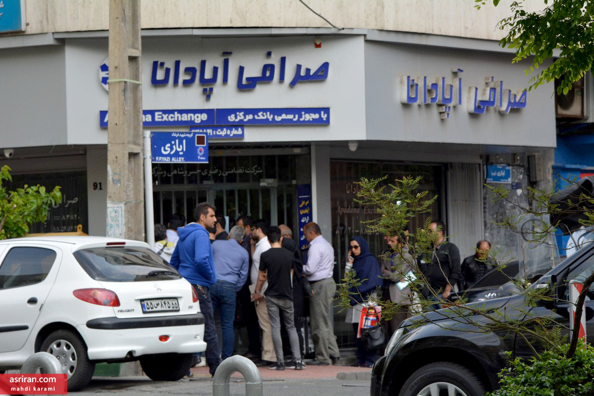 خرید و فروش دلار در بازار متوقف شد