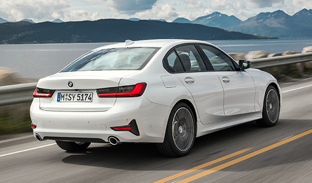 فیس&zwnj;لیفتی جدید سری 3 ب&zwnj;ام&zwnj;و/ خودرویی از آینده نزدیک