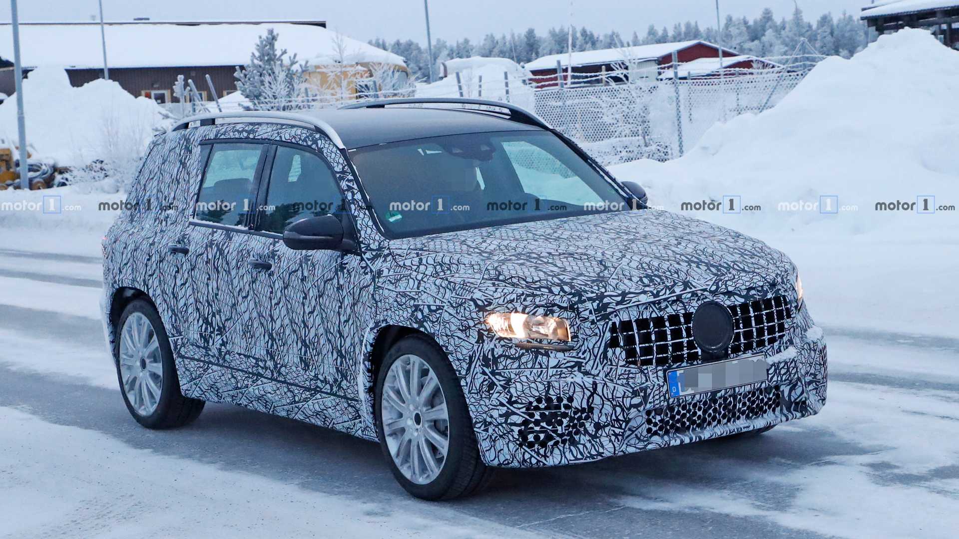 ظاهر سرد و عملکرد گرم بنز GBL 2020