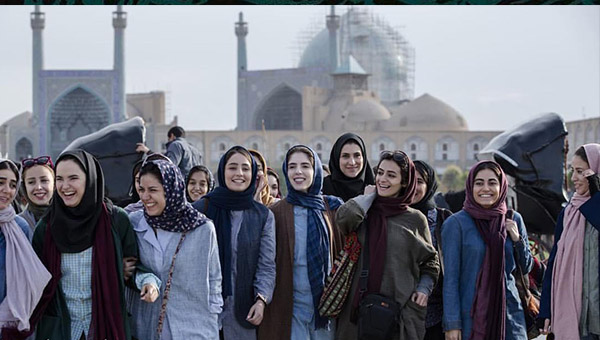 فیلم&zwnj;ها و حاشیه&zwnj;های روز نخست جشنواره فجر در سینمای رسانه (+عکس)