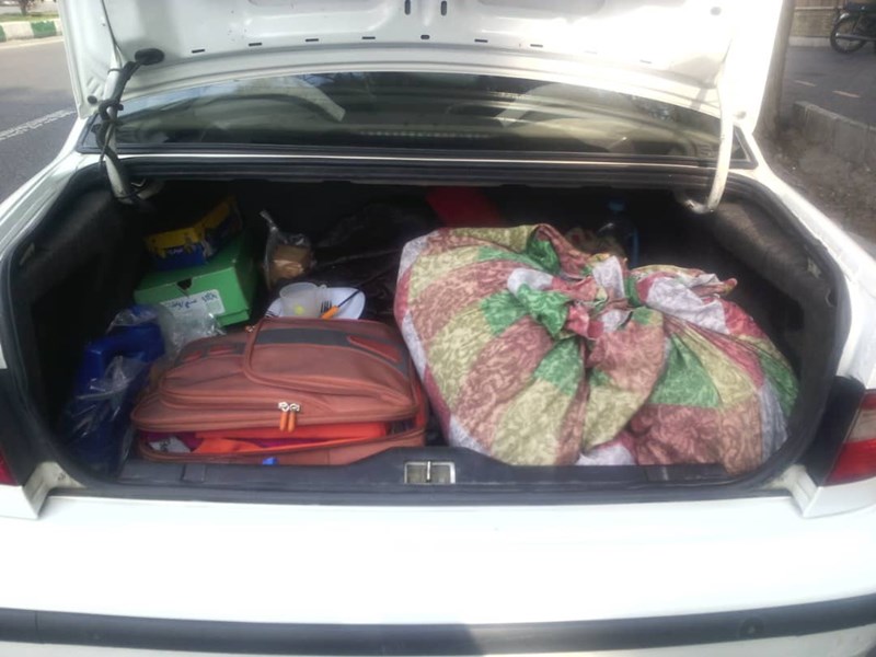 جانبازی که 2 سال است در ماشین می خوابد