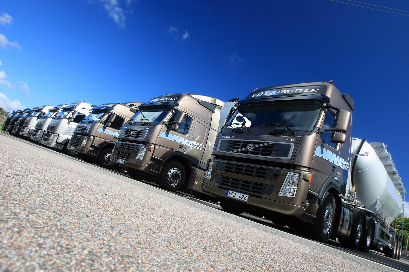 قوانین اروپا در استفاده از کامیونها و ظهور غولهای الکتریکی ولوو قوانین اروپا در استفاده از کامیونها و ظهور غولهای الکتریکی ولوو