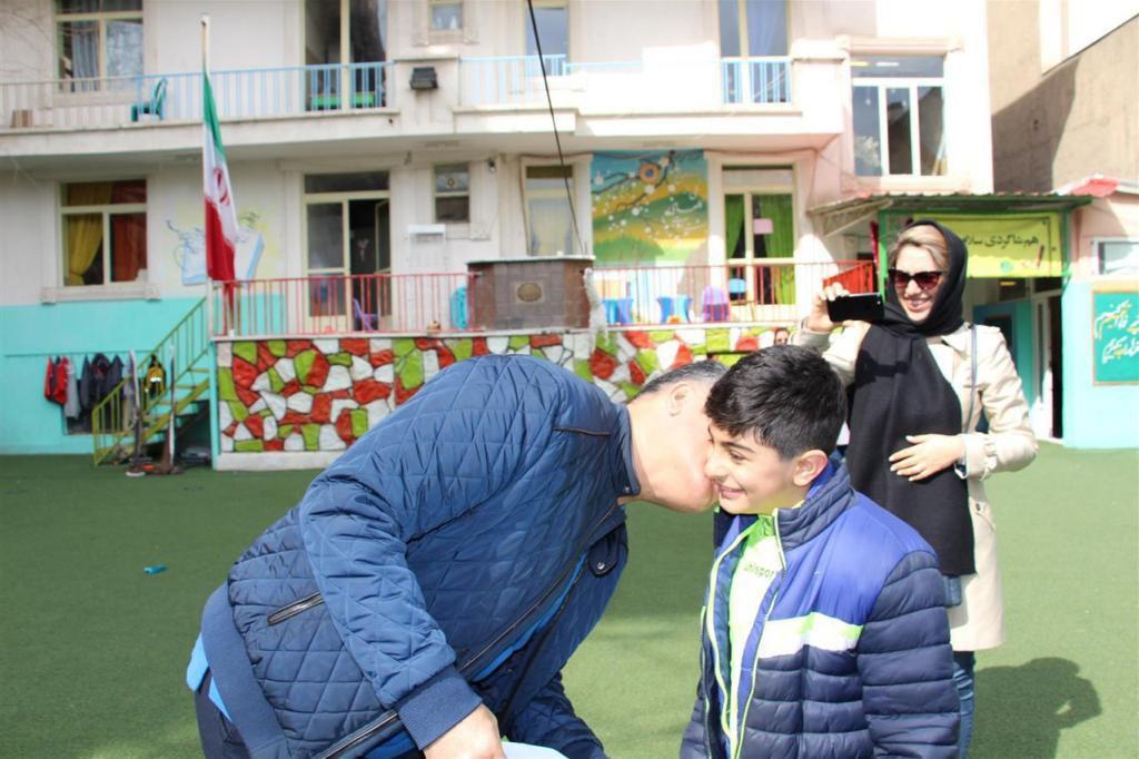 پسران امروز پدران سازنده فردا