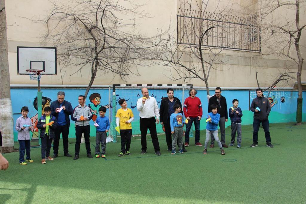 پسران امروز پدران سازنده فردا