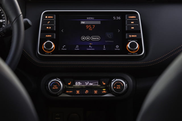 رفاه و گزینه&zwnj;های بیشتر در نیسان کیکس 20 هزار دلاری 2019