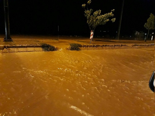 سیل شدید در مسکن مهر پلدختر (+عکس)