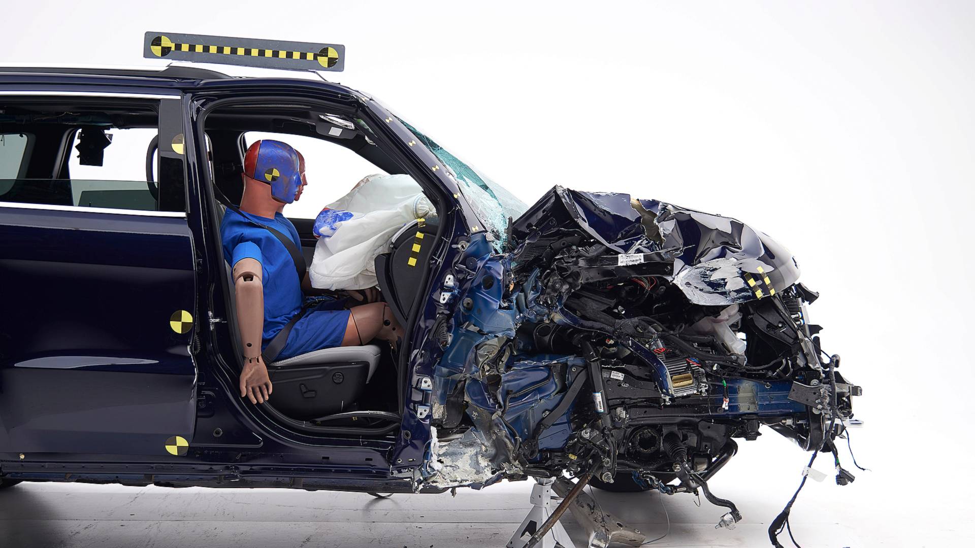 خودروهای آمریکایی در تست تصادف ضعیف عمل می&zwnj;کنند