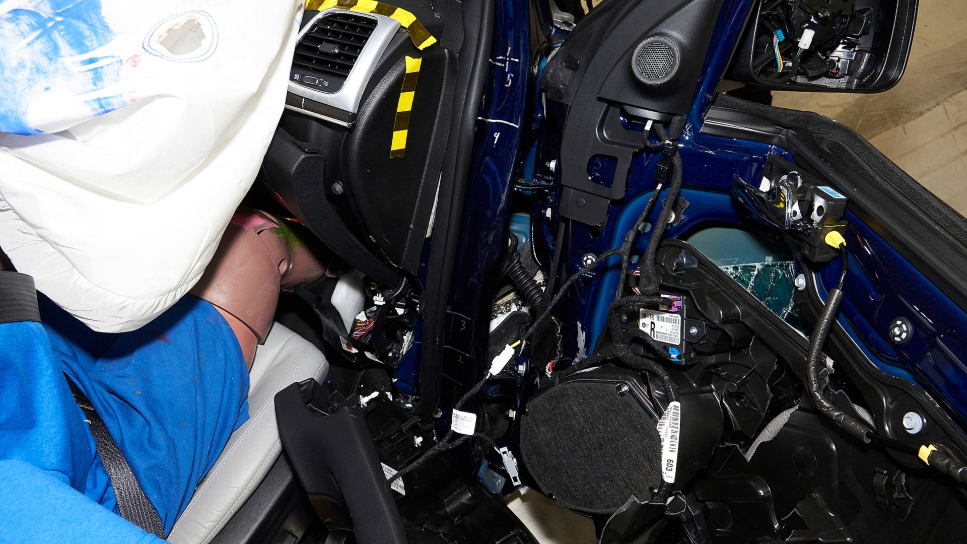 خودروهای آمریکایی در تست تصادف ضعیف عمل می&zwnj;کنند