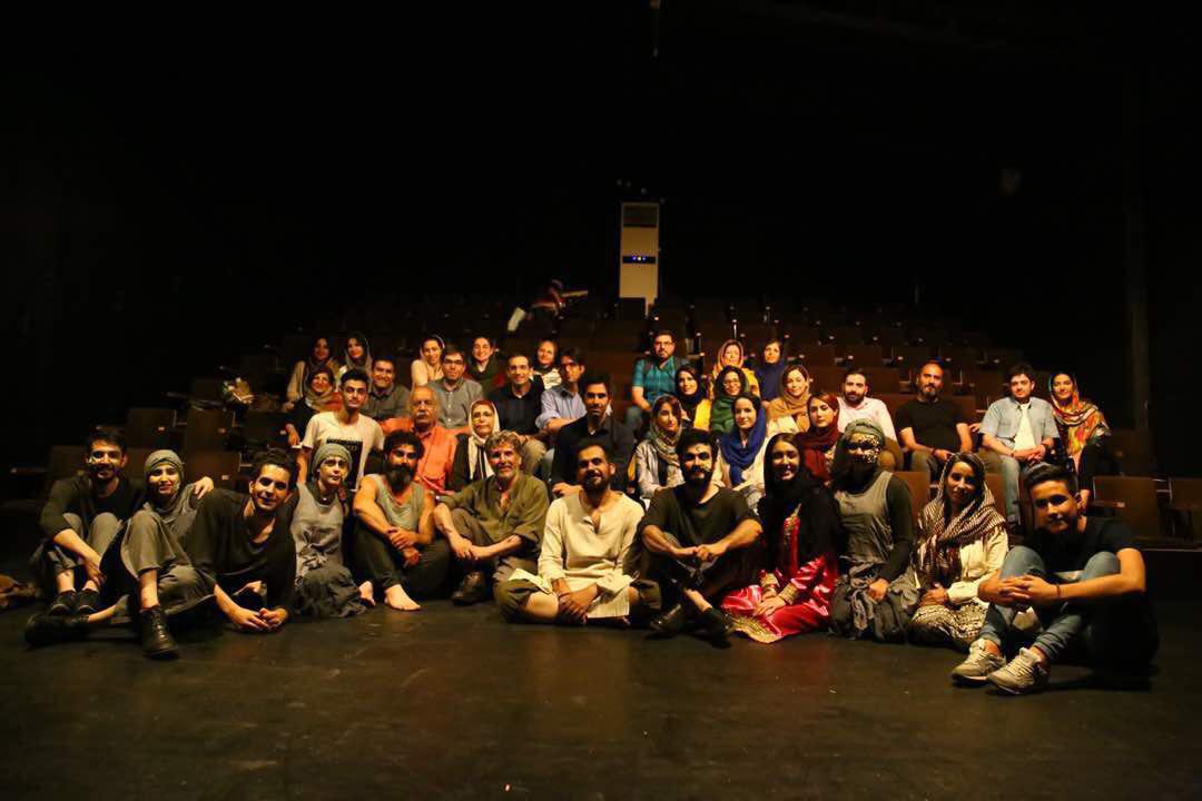 بهزاد فراهانی در تئاتر باران به تماشای 