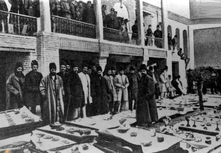 سفره افطار ناصرالدین شاه (+ عکس)