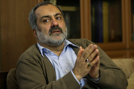 عماد افروغ: مردم به آگاهی رسیده اند و دیگر نمی توان آنها را فریب داد/ تناقض در شعارها و عملکردها، آنارشیسم یا انقلابی دیگر را رقم می زند که مشخص نیست اسلامی باشد/ مصلحت اندیشی و تظاهر موجب یأس و بروز جنبش های مردمی خواهد شد