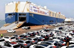 پیش‌فروش خودروهای وارداتی ممنوع شد