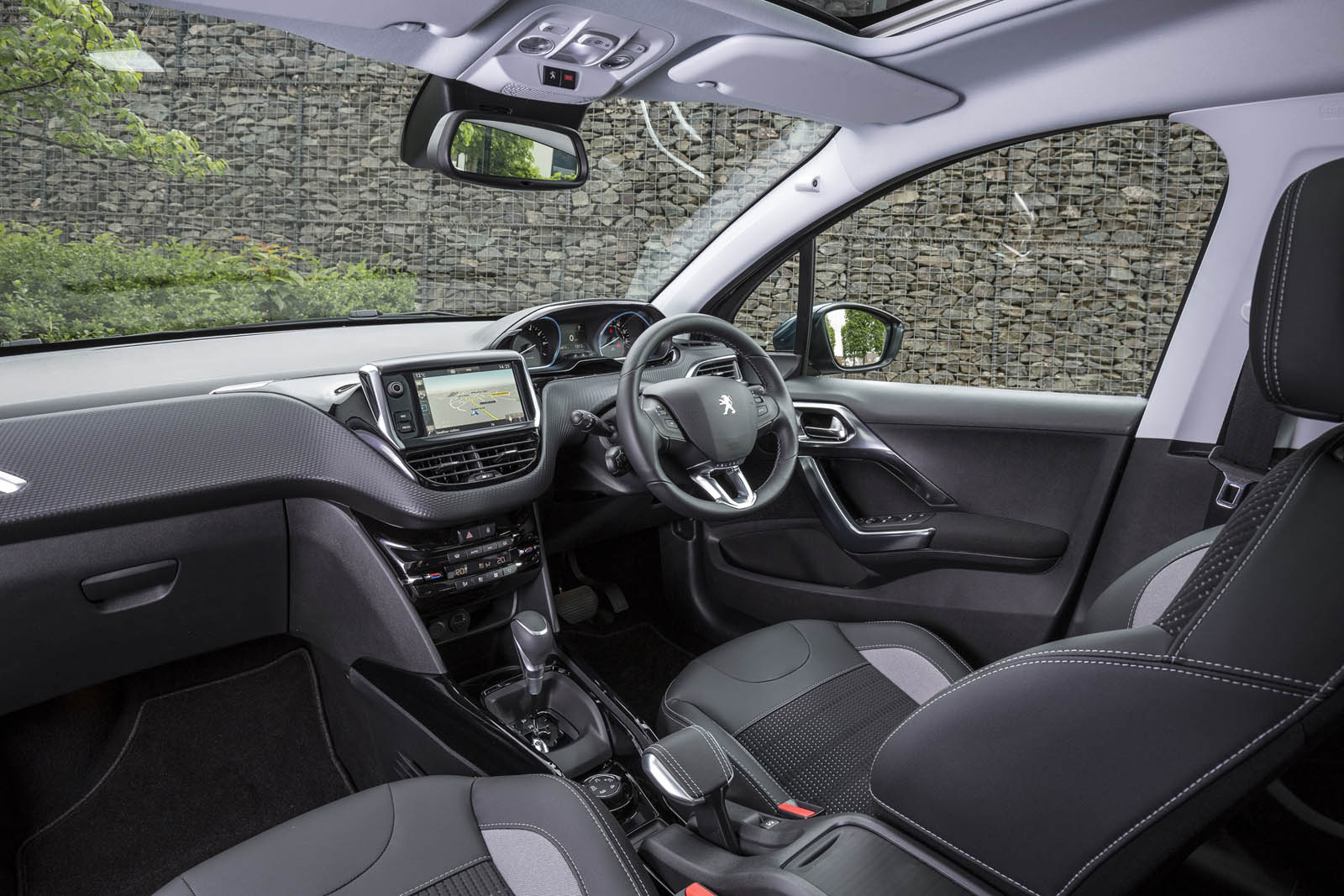 2008 های آینده، بزرگتر و سبکتر از همیشه