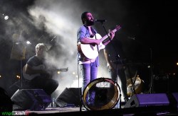 اجرای موسیقی و کنسرت گروه های پاپ در جزیره کیش