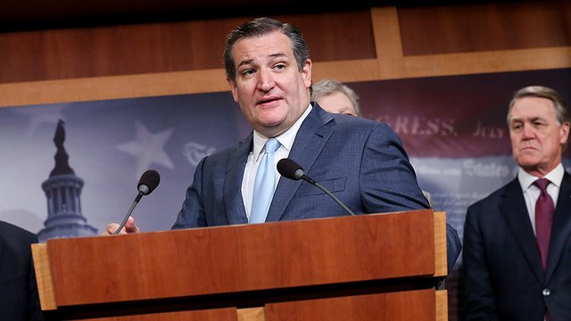 درخواست سناتورهای جمهوریخواه آمریکایی برای تسریع تحریم های بانکی ایران