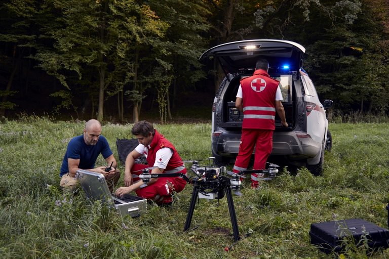 دیسکاوری مجهز به 