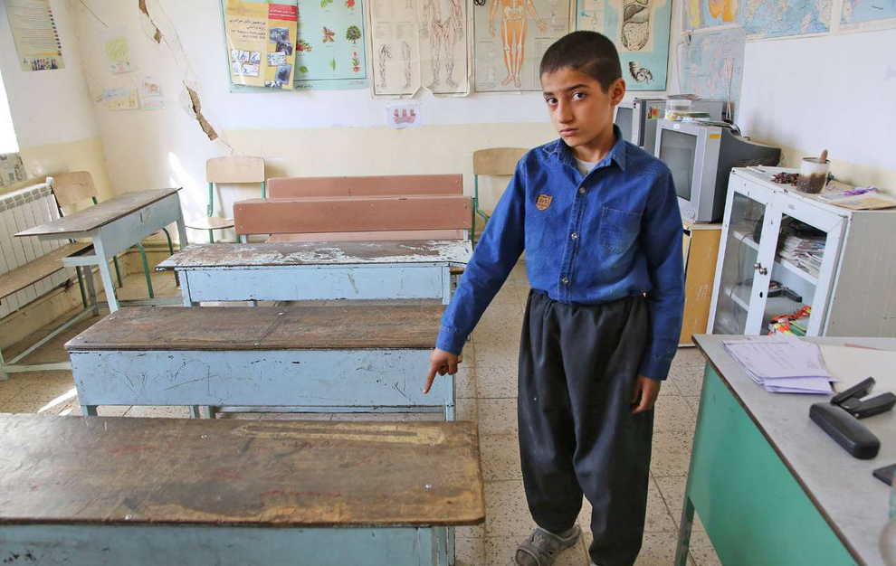 دنیای مانده زیر آوار و بودجه&zwnj;هایی که معلوم نیست کجا خرج می&zwnj;شود