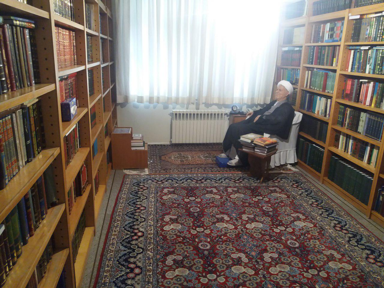 از شایعه تا حقیقت «کاخ هاشمی»/ بازدید رایگان از تاریخ مصور یک انقلاب از شایعه تا حقیقت «کاخ هاشمی»/ بازدید رایگان از تاریخ مصور یک انقلاب