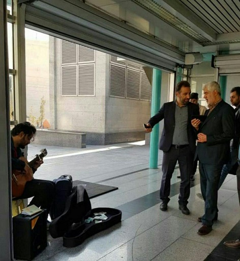 خاطره نگاری جالب و نگاه متفاوت معاون شهردار از شنیدن موسیقی در متروی پایتخت (عکس) خاطره نگاری جالب و نگاه متفاوت معاون شهردار از شنیدن موسیقی در متروی پایتخت (عکس)