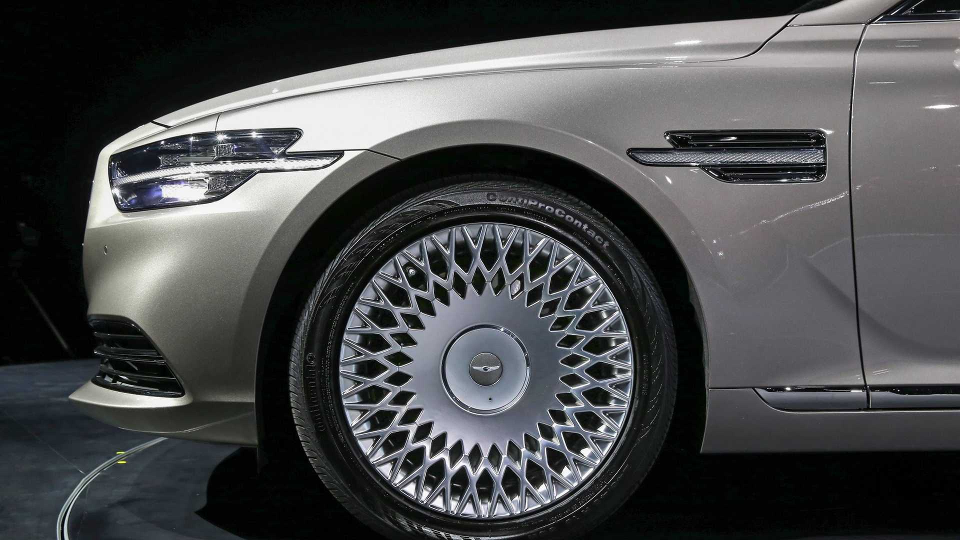 G90 جنسیس با سامانه 