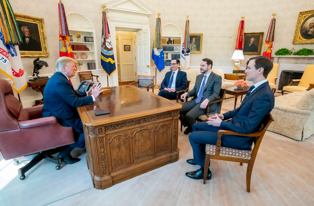 دیدار داماد اردوغان با ترامپ در کاخ سفید (+عکس)