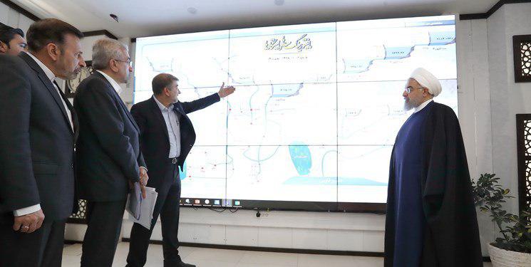 بازدید روحانی از مرکز مانیتورینگ آب و برق خوزستان (+عکس) بازدید روحانی از مرکز مانیتورینگ آب و برق خوزستان (+عکس)
