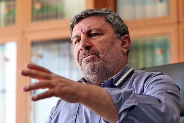 نامه نماینده رد صلاحیت شده تهران به جنتی: راهی که می&zwnj;روید هیچ تناسبی با وضعیت این روزها و گفتمان اتحاد و جذب حداکثری ندارد