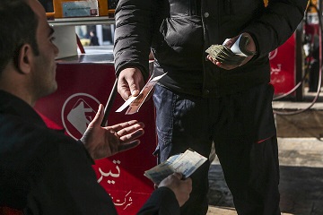 پشت پرده ماجرای کم&zwnj;فروشی در پمپ&zwnj;بنزین&zwnj;ها