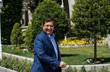 بانک مرکزی: دخالتی در نرخ ارز صرافی ها نداریم