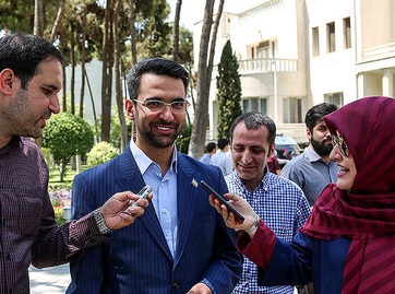 آذری&zwnj;جهرمی: &laquo;ظفر&raquo; قبل از دهه فجر به فضا پرتاب می&zwnj;شود