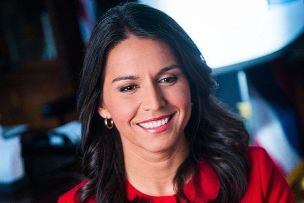 آشوب در اردوگاه دموکرات&zwnj;های آمریکا/ شکایت گابارد از کلینتون