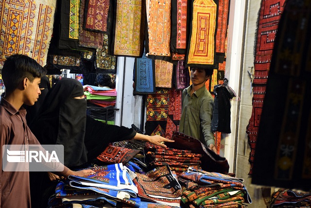 ستاد تنظیم بازار: عرضه کالاهای خارجی در نمایشگاه&zwnj;ها ممنوع است