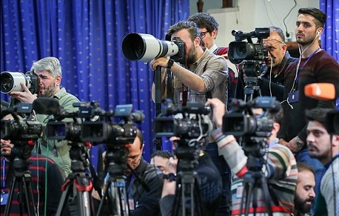 &laquo;سفید خوانیِ&raquo; کنفرانس رسانه&zwnj;ایِ روحانی؛ آنچه گفت، آنچه نگفت یا به اشاره و طعنه گفت