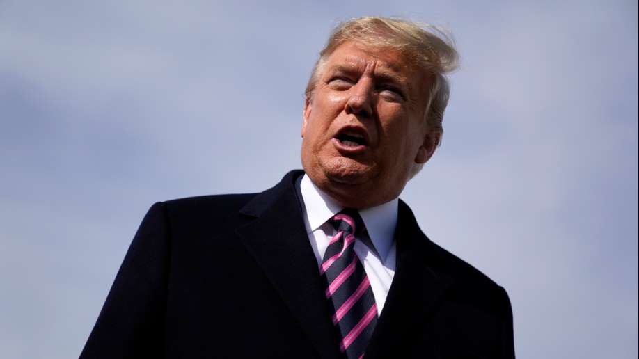 انتقاد ترامپ و پمپئو از دیدار سناتور آمریکایی با ظریف