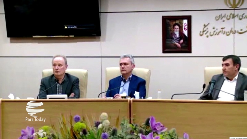 نماینده سازمان جهانی بهداشتاخبار جعلی، مهمترین دشمن مقابله با کرونا/برای شکست کرونا تمام دولت و جامعه باید مداخله کند سازمان جهانی بهداشت