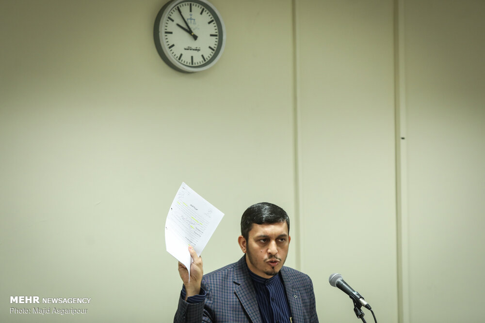 بگومگو های ادامه دار داماد وزیر بانماینده دادستان/ از کوچه پشتی تا دولاب! بگومگو های ادامه دار داماد وزیر بانماینده دادستان/ از کوچه پشتی تا دولاب!