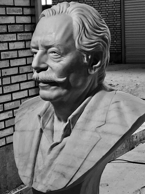 سردیس &laquo;جمشید مشایخی&raquo; پس از اصلاح (+عکس)