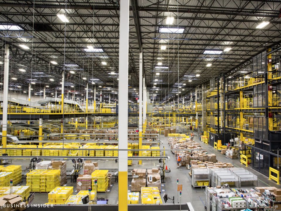 آمازون 25 ساله شد/ داستان یک غول فناوری