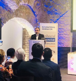 تاکید عراقچی بر لزوم توقف رفتار مخرب و تحریم&zwnj;های آمریکا