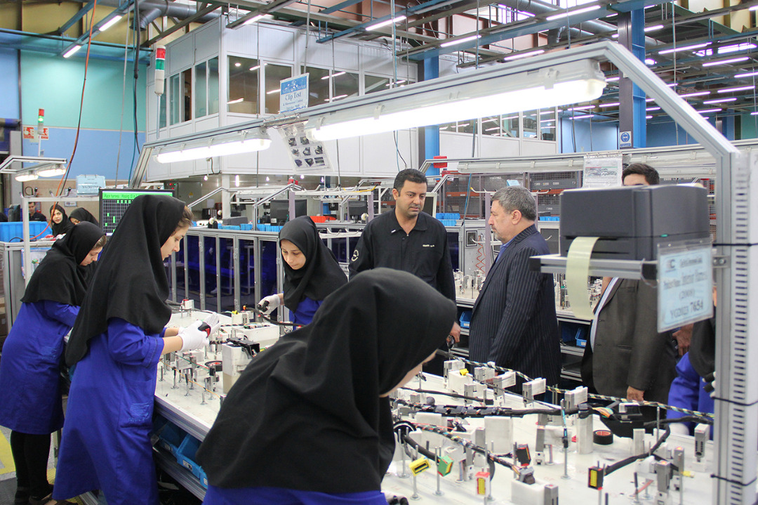 رئیس کمیسیون اقتصادی مجلس: دولتمردان از مجموعه های موفق خصوصی بازدید و آنها را حمایت کنند رئیس کمیسیون اقتصادی مجلس: دولتمردان از مجموعه های موفق خصوصی بازدید و آنها را حمایت کنند