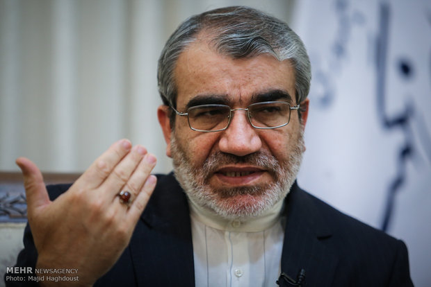 کدخدایی: شورای نگهبان باید در فضای مجازی فعال&zwnj;تر باشد